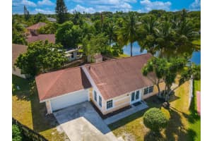 10141 Boynton Place Circle, Boynton Beach, FL 33437 Sold 11/10/23