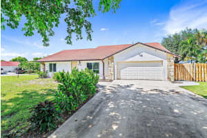 5775 Mels Way, Lake Worth, FL 33463 Sold 12/14/23