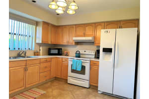 4630 Wildwood Tree Lane A, Boynton Beach, FL 33436 Sold 10/20/23