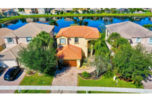 8153 Via Bolzano, Lake Worth, FL 33467 Sold 11/20/23