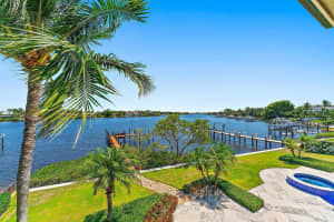 19020 Point Drive, Tequesta, FL 33469 Sold 10/13/23