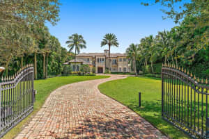 19020 Point Drive, Tequesta, FL 33469 Sold 10/13/23