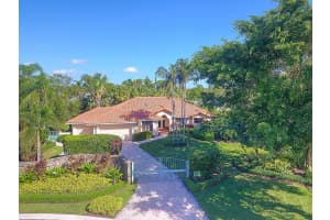 511 SW Bay Pointe Circle, Palm City, FL 34990 Sold 11/17/23