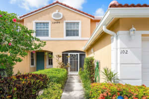12454 Crystal Pointe Drive 102, Boynton Beach, FL 33437 Sold 12/19/23
