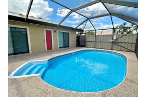 5521 Eagle Lake Drive, Palm Beach Gardens, FL 33418 Sold 10/17/23