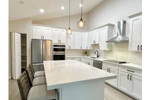 5521 Eagle Lake Drive, Palm Beach Gardens, FL 33418 Sold 10/17/23