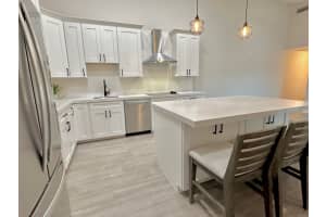 5521 Eagle Lake Drive, Palm Beach Gardens, FL 33418 Sold 10/17/23