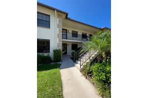 201 Pinecrest Circle E, Jupiter, FL 33458 Sold 01/18/24