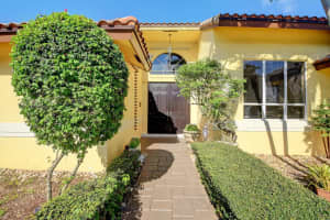 2881 NW 25th Way NW, Boca Raton, FL 33434 Sold 11/30/23