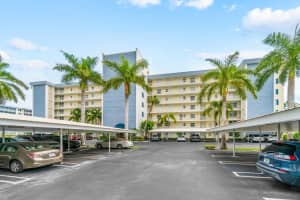 1 Harbourside Drive 2207, Delray Beach, FL 33483 Sold 10/16/23