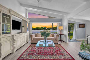 302 Cambridge Road 2-35, Hollywood, FL 33024 Sold 11/15/23