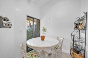 302 Cambridge Road 2-35, Hollywood, FL 33024 Sold 11/15/23