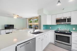 123 Yacht Club Way 101, Hypoluxo, FL 33462 Sold 11/02/23