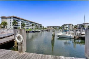 900 Dogwood Drive 440, Delray Beach, FL 33483 Sold 11/21/23