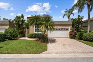 4550 Carlton Golf Drive, Wellington, FL 33449 Sold 01/16/24