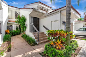 2303 Aspen Way, Boynton Beach, FL 33436 Sold 10/30/23