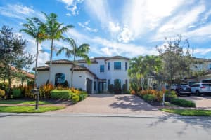 266 SE Calmo Circle, Port St Lucie, FL 34984 Sold 01/02/24