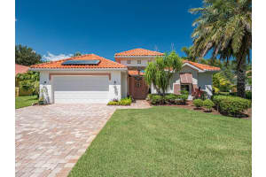 5809 Pine Ridge Circle, Vero Beach, FL 32967 Sold 10/27/23