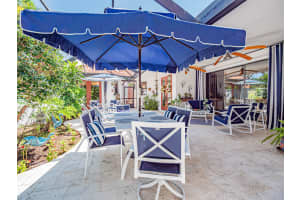 5809 Pine Ridge Circle, Vero Beach, FL 32967 Sold 10/27/23