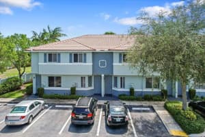 1905 Hibiscus Lane, Riviera Beach, FL 33404 Sold 10/19/23