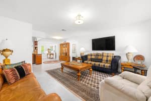 8420 NW 59 Court, Tamarac, FL 33321 Sold 10/31/23