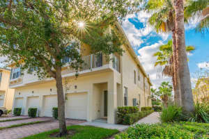 1550 SE Sheffield Terrace 204, Stuart, FL 34994 Sold 11/17/23