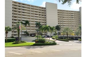 136 Lakeshore Drive 210, North Palm Beach, FL 33408 Sold 06/05/24