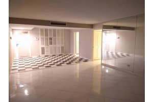 136 Lakeshore Drive 210, North Palm Beach, FL 33408 Sold 06/05/24