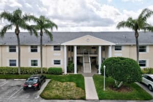 331 N Grove Isle Circle, Vero Beach, FL 32962 Sold 11/30/23