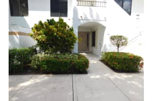 15319 Strathearn Drive 11002, Delray Beach, FL 33446 Sold 04/19/24