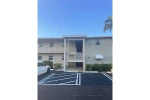 311 NE 17th Avenue 203, Boynton Beach, FL 33435 Sold 12/05/23