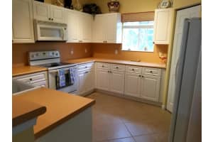 2377 Windjammer Way, West Palm Beach, FL 33411 Sold 02/23/24