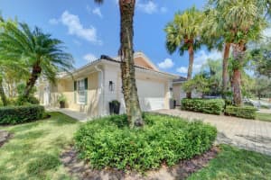 8103 Montserrat Place, Wellington, FL 33414 Sold 10/25/23