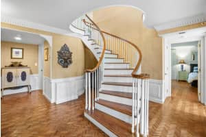 1000 N Us Highway 1 Ba 101-201, Jupiter, FL 33477 Sold 10/20/23