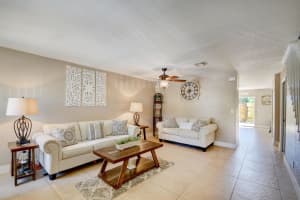 990 Summit Lake Drive, West Palm Beach, FL 33406 Sold 11/22/23