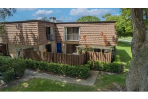 1927 19th Lane, Greenacres, FL 33463 Sold 02/02/24