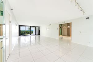 3170 S Ocean Boulevard N204, Palm Beach, FL 33480 Sold 01/31/24