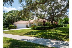 704 Blakely Court, Palm Beach Gardens, FL 33410 Sold 10/30/23