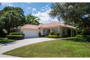 704 Blakely Court, Palm Beach Gardens, FL 33410 Sold 10/30/23