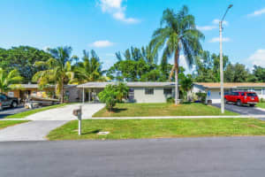 12278 Hillman Drive, Palm Beach Gardens, FL 33410 Sold 11/29/23