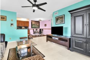 545 Trace Circle 201, Deerfield Beach, FL 33441 Sold 01/23/24