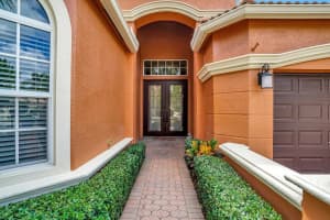 8694 Via Brilliante, Wellington, FL 33411 Sold 02/27/24
