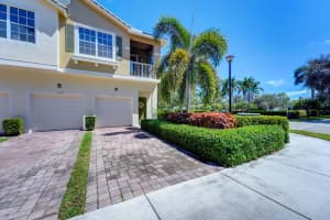 3051 SE Lexington Lakes Drive 203, Stuart, FL 34994 Sold 10/27/23