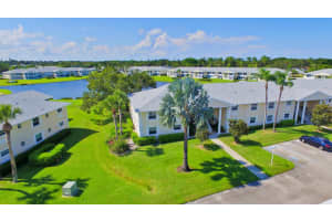402 Grove Isle Circle, Vero Beach, FL 32962 Sold 03/07/24