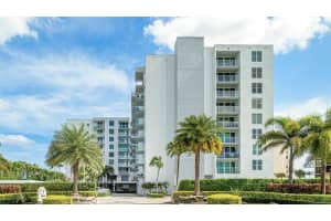 3450 S Ocean Boulevard 324, Palm Beach, FL 33480 Sold 02/22/24