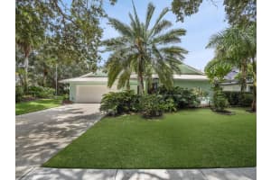 18953 Still Lake Drive, Jupiter, FL 33458 Sold 11/21/23