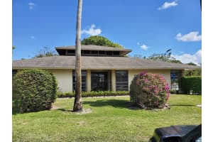 1846 Abbey Road 203, West Palm Beach, FL 33415 Sold 10/26/23