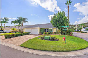 8057 SE Bristlecone Place, Hobe Sound, FL 33455 Sold 03/07/24