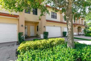 6644 SE Woodmill Pond Lane, Stuart, FL 34997 Sold 12/20/23