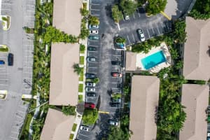 2908 NE 8th Terrace 203, Oakland Park, FL 33334 Sold 10/30/23